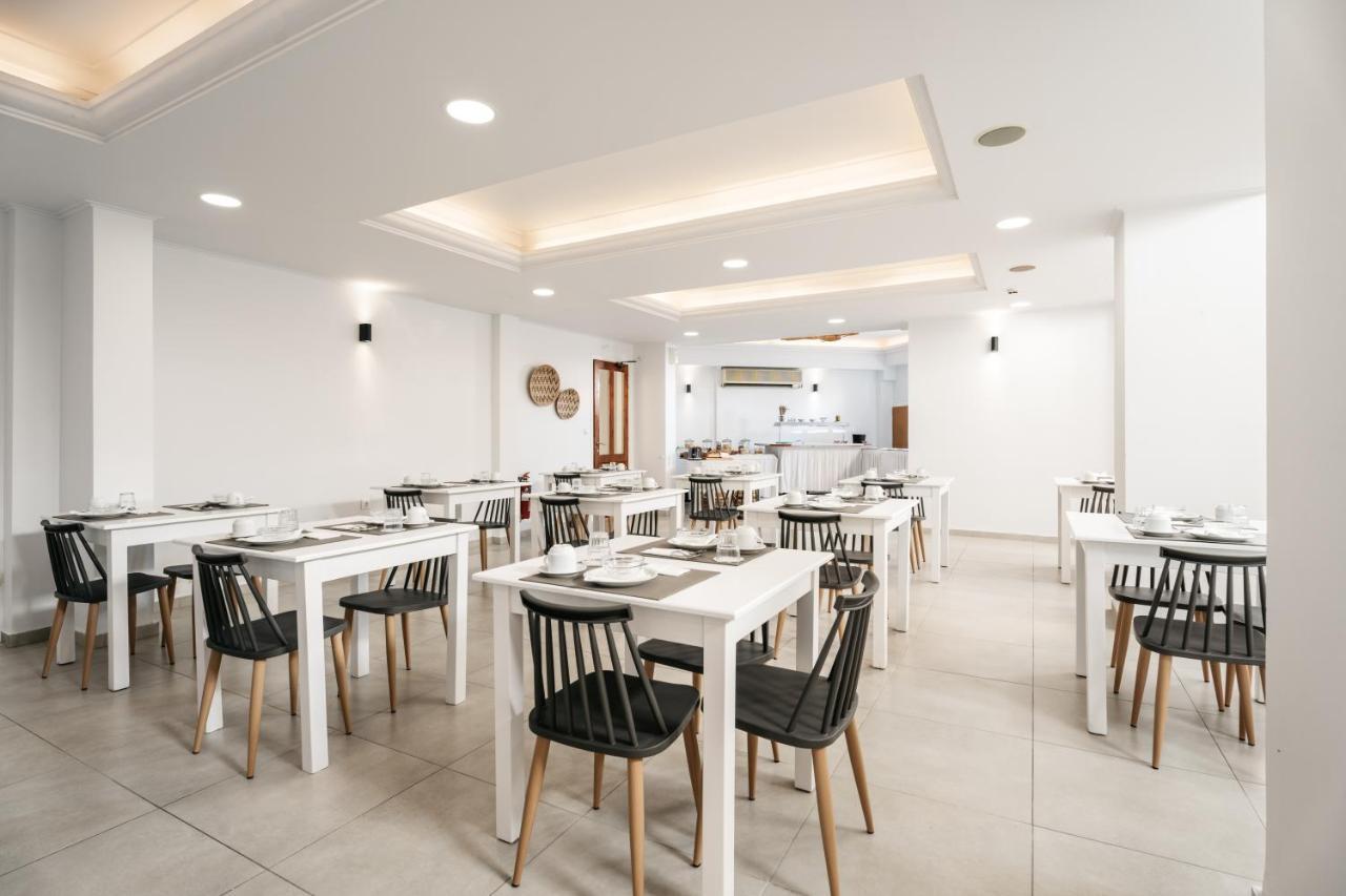 Petradi Beach Lounge Hotel Rethymno  Bagian luar foto